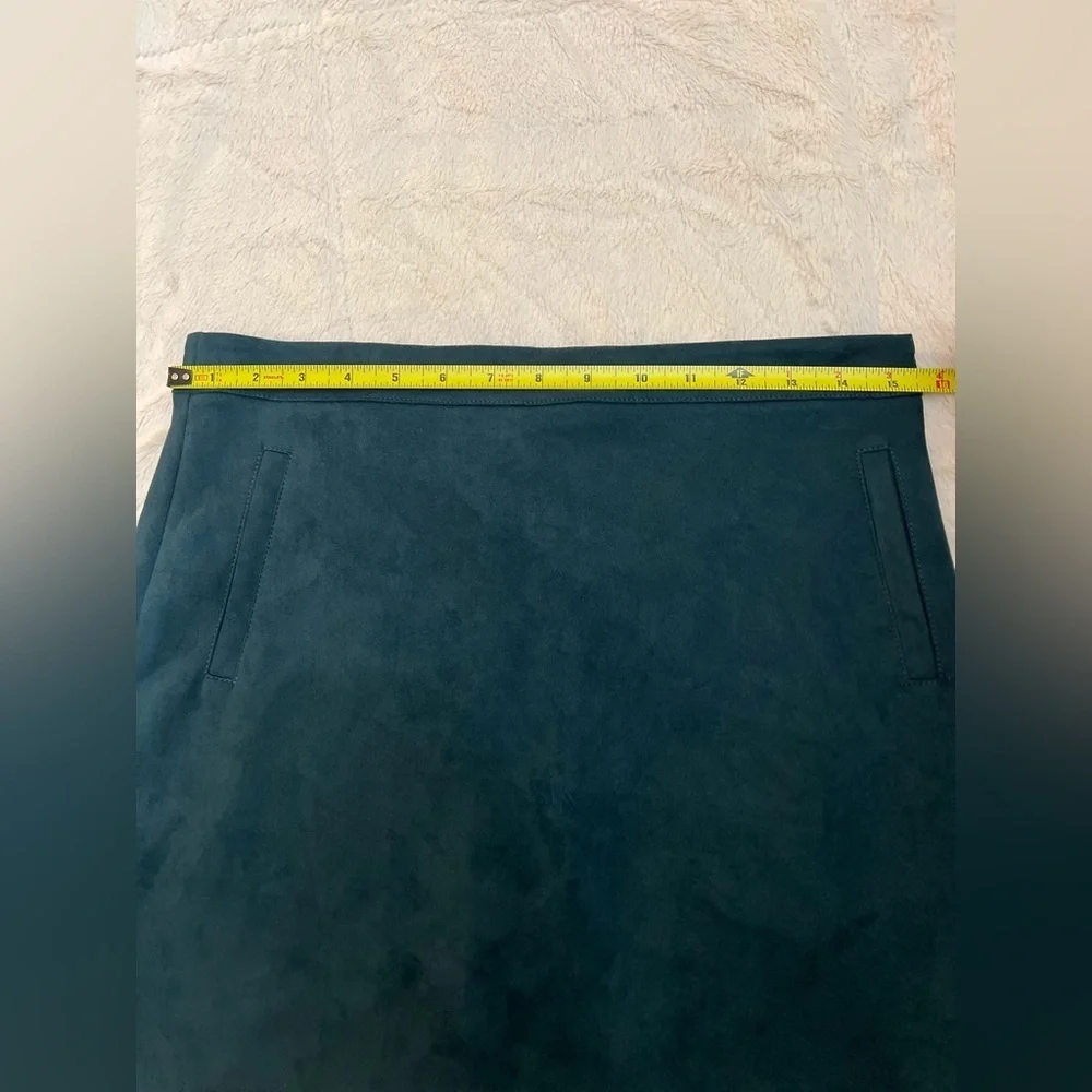 🌿 Francesca’s Blue Rain Faux Suede Mini Skirt - Picture 5 of 5